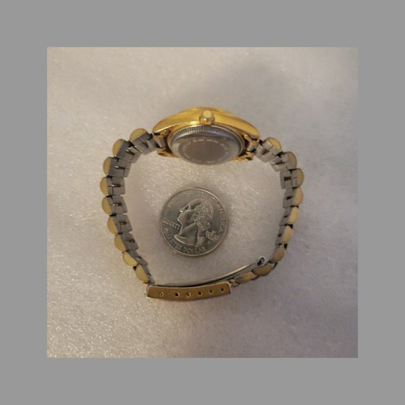 Peugeot Quartz Watch for Women - Picture 5 of 5